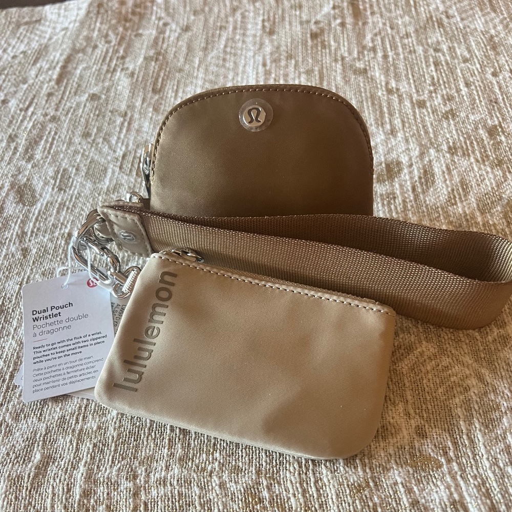 Wristlet